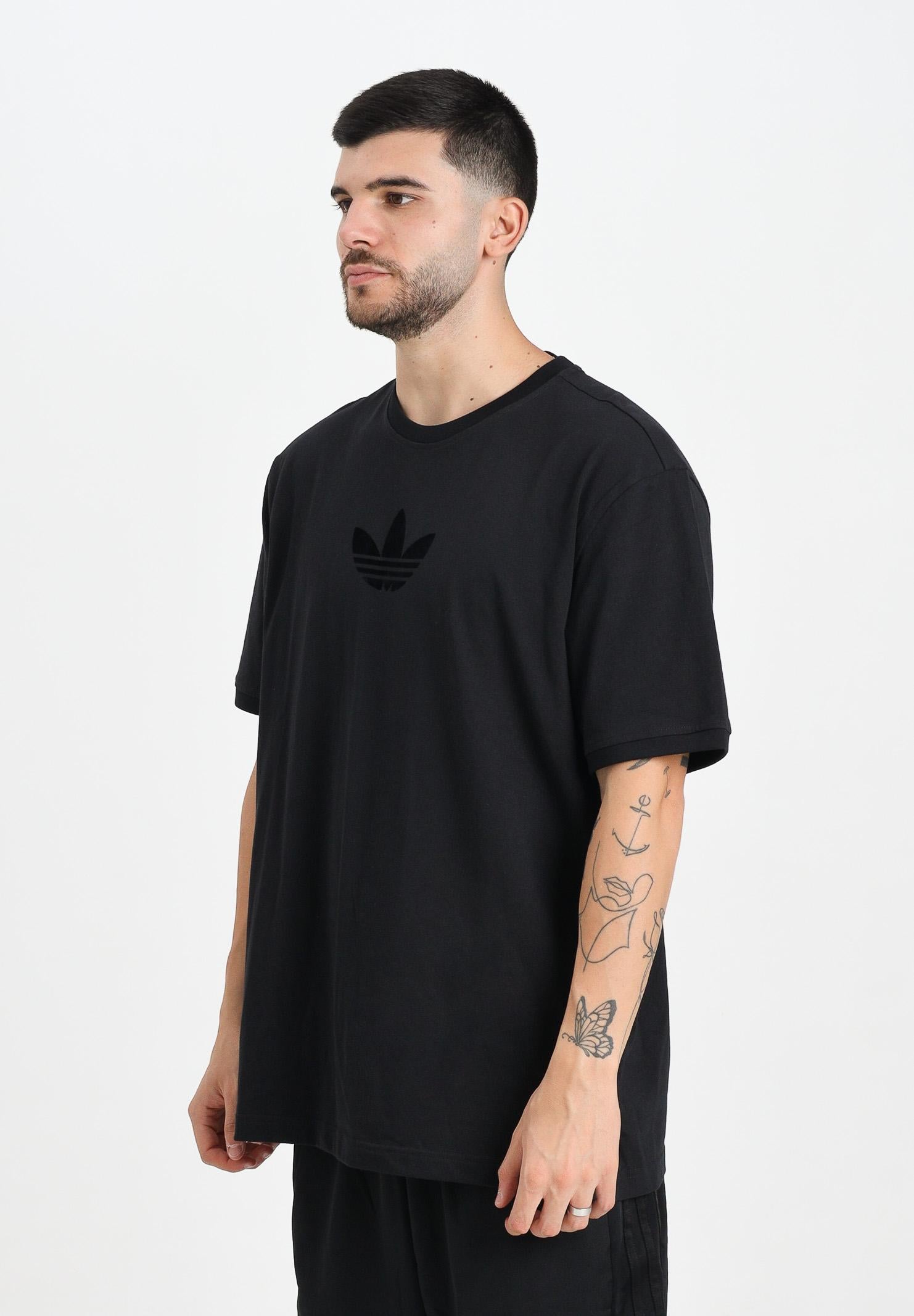 ADIDAS ORIGINALS T-shirt a manica corta Adicolor Loose 2000s Cali nera da uomo JW5913 . ADIDAS ORIGINALS 