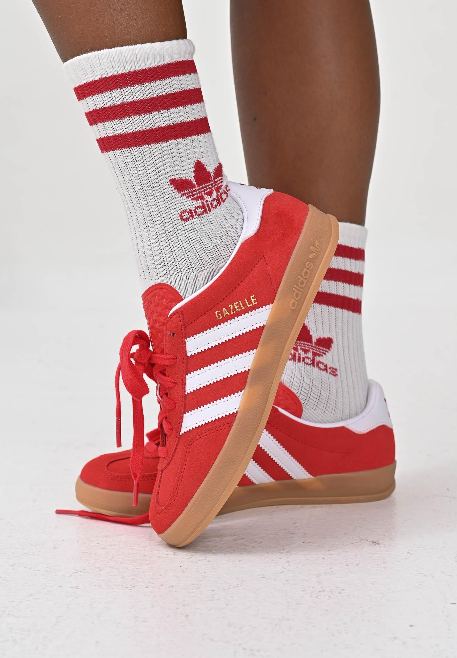 ADIDAS ORIGINALS Sneakers Gazelle rosse per uomo e donna JS3801 . ADIDAS ORIGINALS 