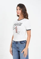 ONLY T-shirt a manica corta bianca da donna con stampa Coca-Cola 15355835 REFRESHING ONLY 