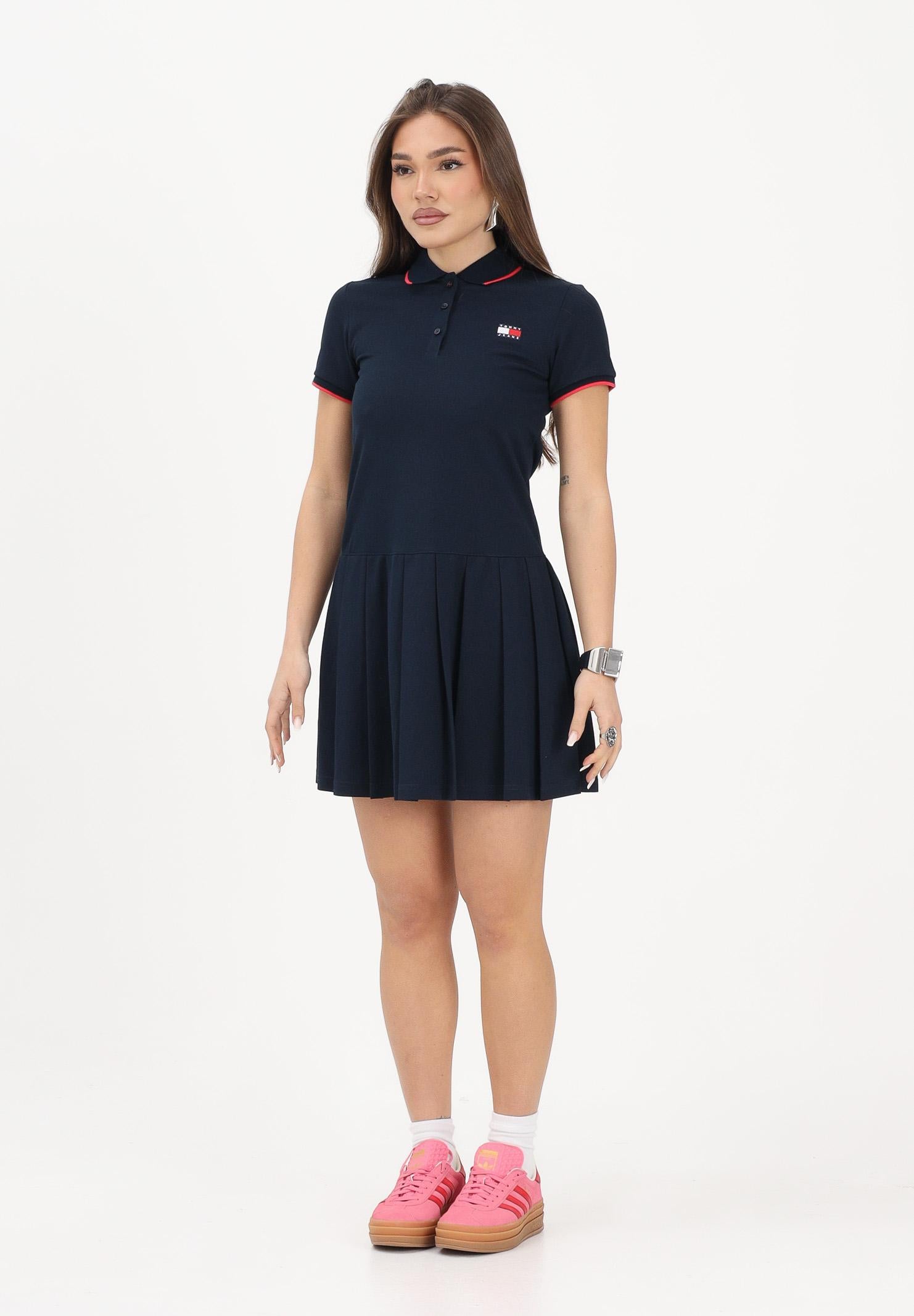 TOMMY JEANS Abito corto blu da donna dallo stile sporty-chic DW0DW22328 C1G TOMMY JEANS 