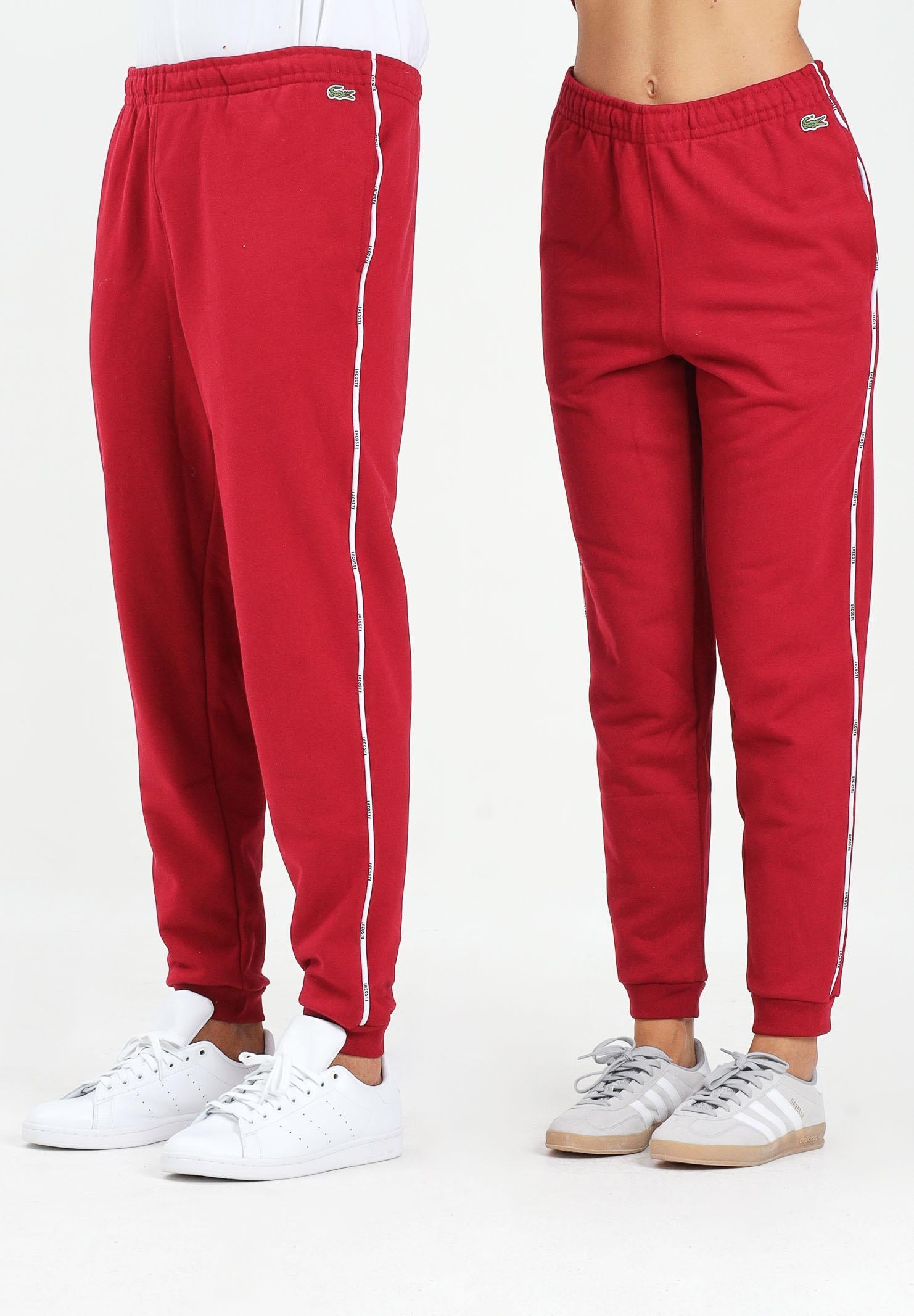 LACOSTE Pantalone sportivo bordeaux per uomo e donna con bande logate XH9803 476 LACOSTE 
