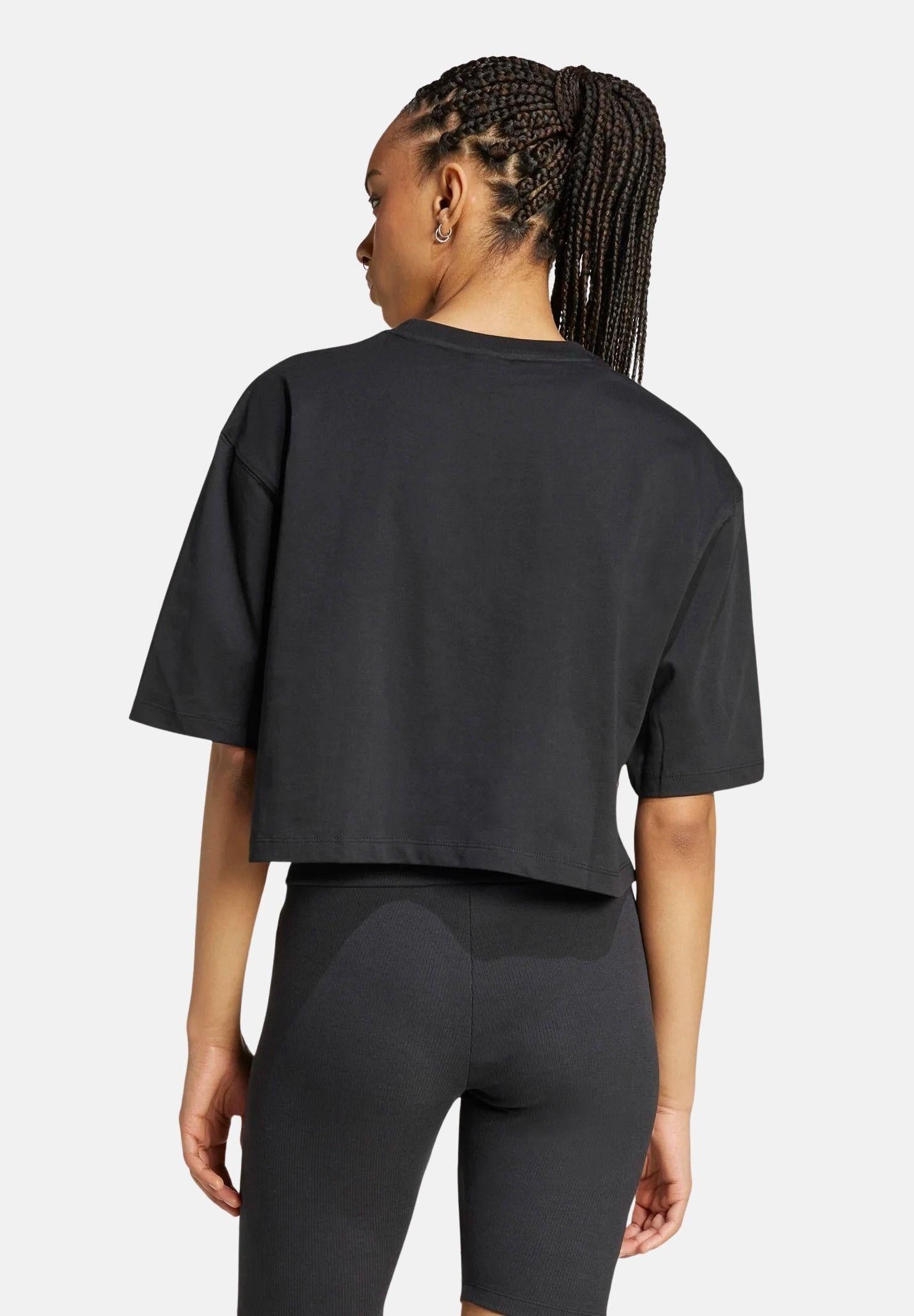 ADIDAS ORIGINALS T-shirt a manica corta Essentials Crop nera da donna IW5706 . ADIDAS ORIGINALS 