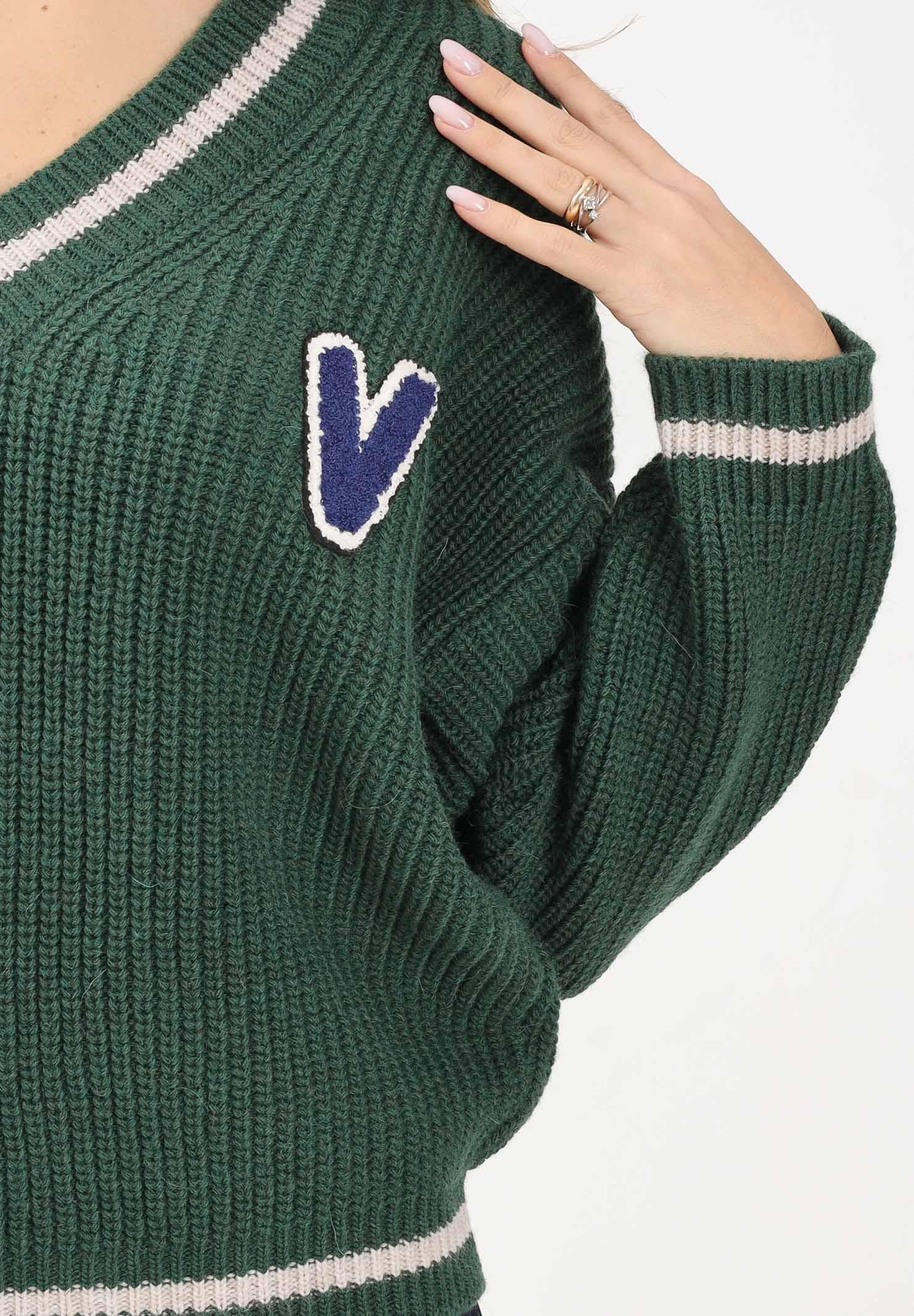 VICOLO Maglioncino verde da donna con logo sul retro 55073F VE VICOLO 
