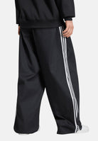 ADIDAS ORIGINALS pantaloni sportivi Adicolor SST Cotton Twill Pants black nero uomo. KR1387 . ADIDAS ORIGINALS 