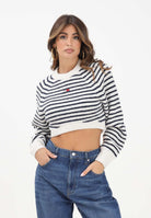 TOMMY JEANS Maglioncino girocollo bianco e blu da donna con motivo a righe DW0DW216770FH  TOMMY JEANS 