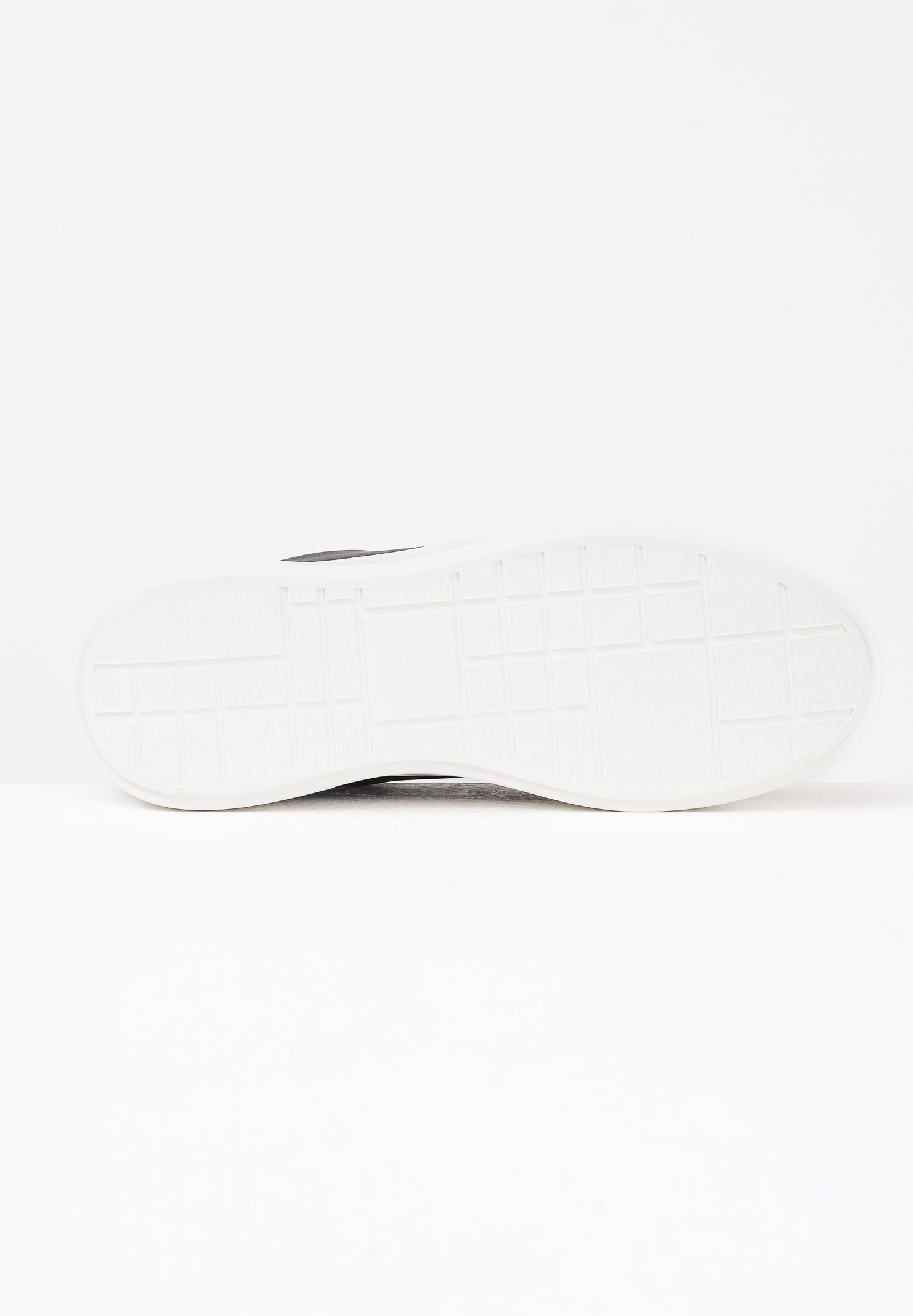 CALVIN KLEIN JEANS Sneakers nere da uomo con logo YM0YM013440GM . CALVIN KLEIN JEANS 