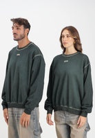GCDS Felpa girocollo verde per uomo e donna con effetto washed B2CM1511JE8 82 GCDS 