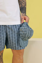 LACOSTE Cappello con visiera blu per uomo e donna caratterizzato da stampa monogram RK0763 HGI LACOSTE 