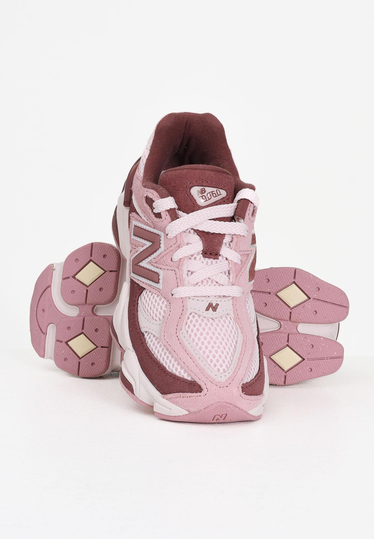 NEW BALANCE Sneakers 9060 LACE rosa e bordeaux da bambina PC9060EP  NEW BALANCE 