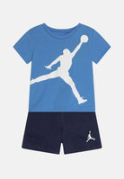 JORDAN Completino azzurro e blu da neonato con stampa logo Jumpman 65C138 U90 JORDAN 