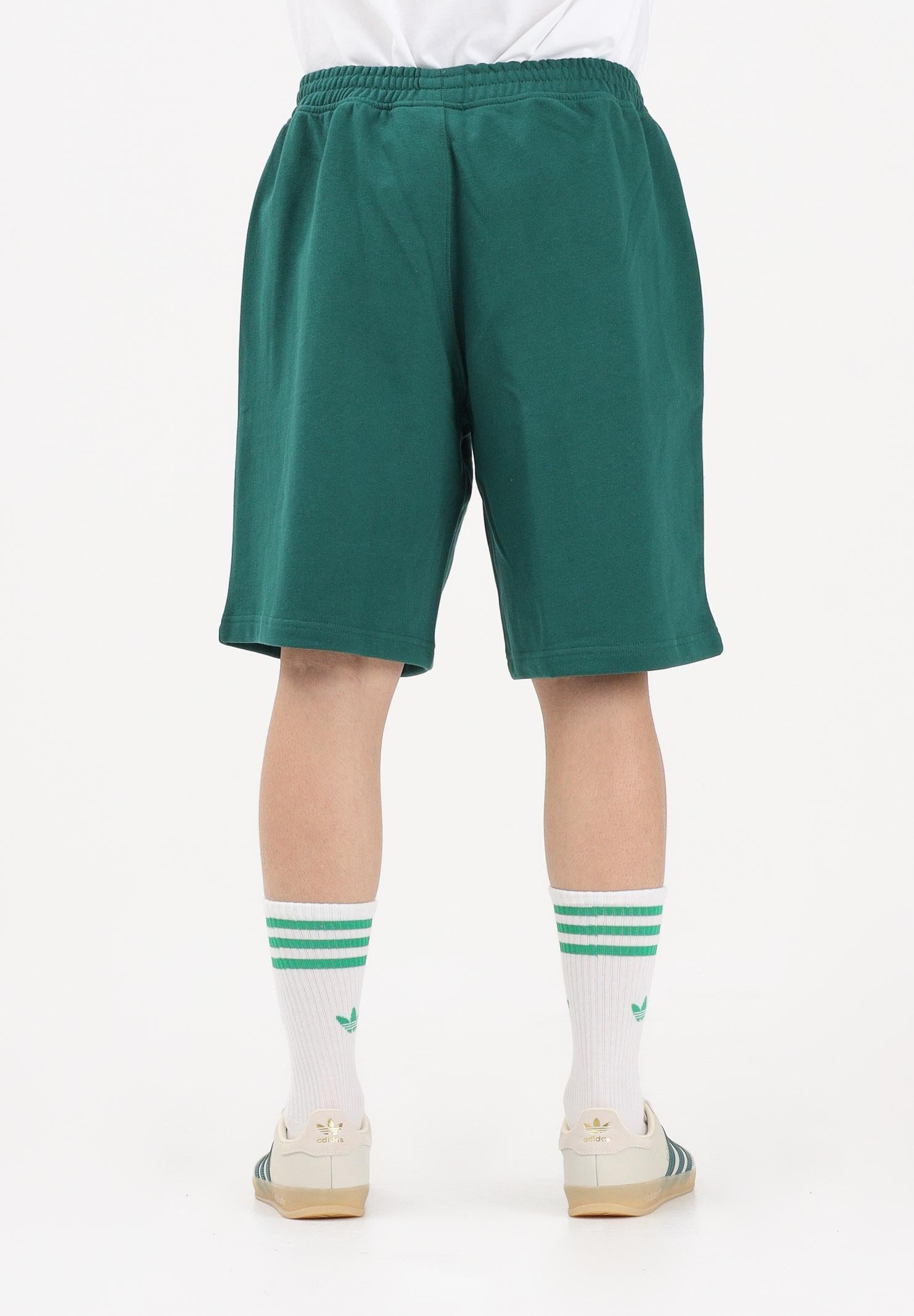 ADIDAS ORIGINALS Shorts sportivo TREFOIL ESSENTIALS FLEECE verde da uomo KD1311 . ADIDAS ORIGINALS 
