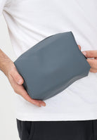 RAINS Pochette Wash Bag Small blu laguna per uomo e donna RA15580 LAG RAINS 