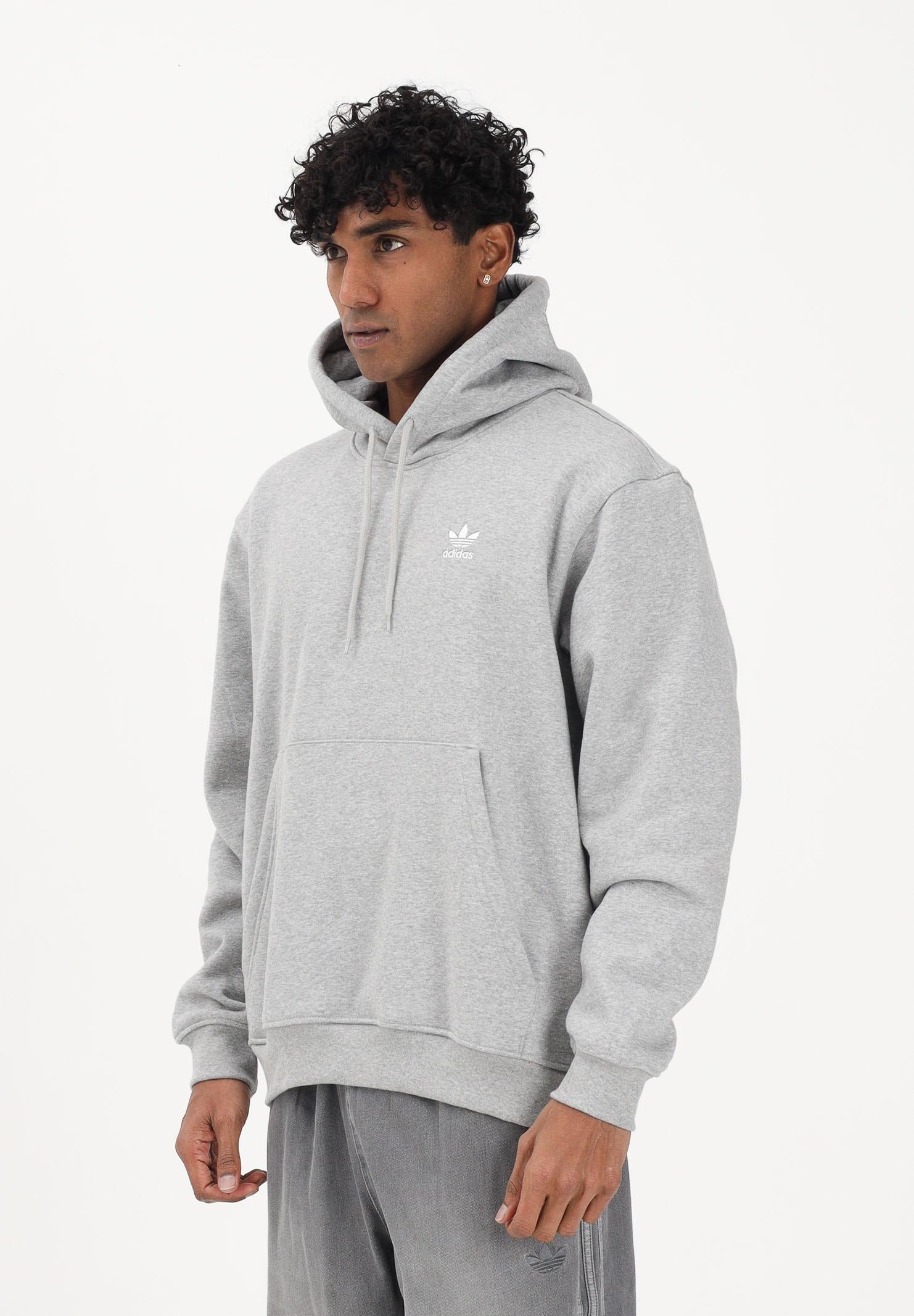 ADIDAS ORIGINALS Felpa con cappuccio Trefoil Essentials Loose grigia da uomo JV6057 . ADIDAS ORIGINALS 