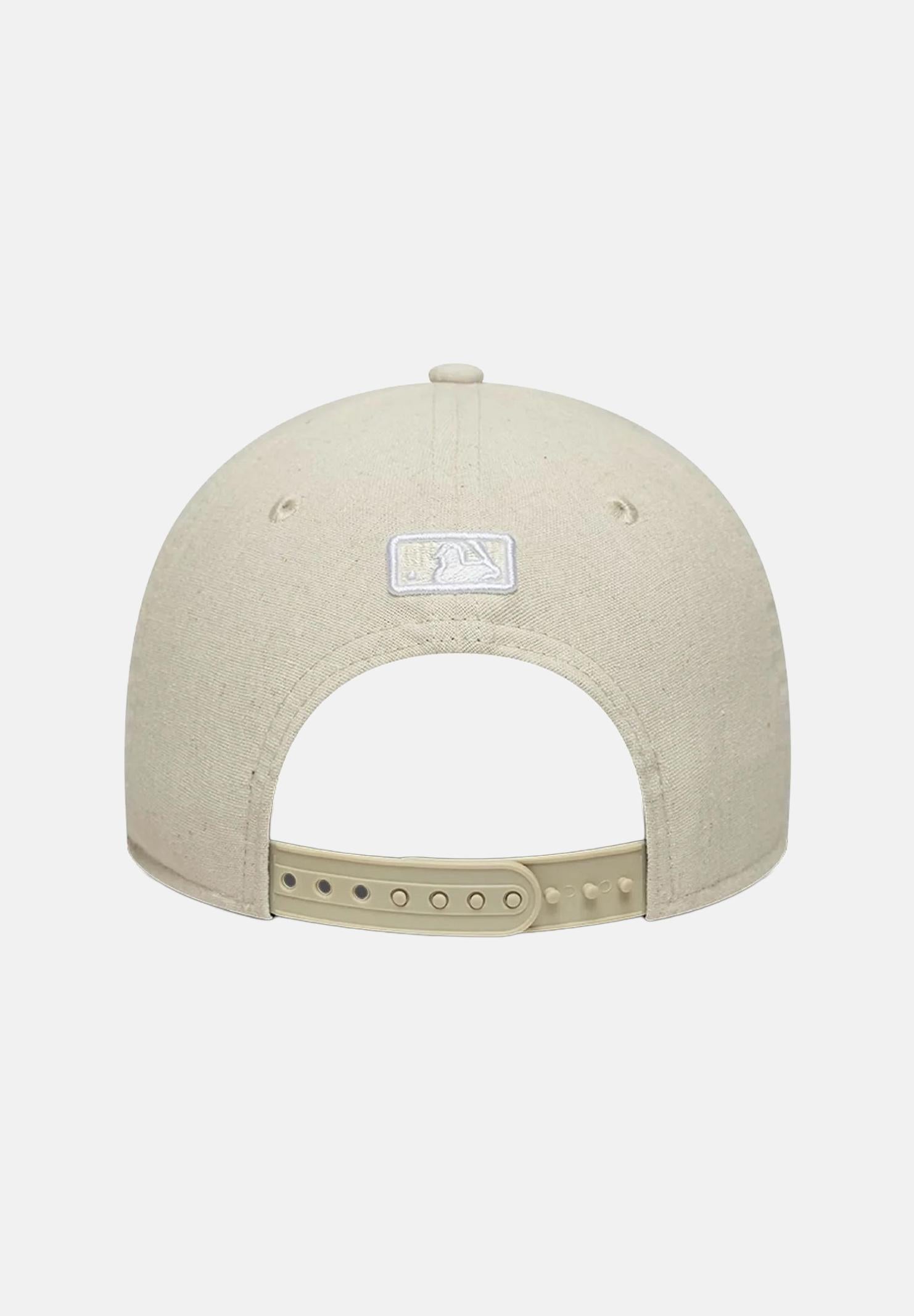 NEW ERA Cappello con visiera 9FORTY M-Crown New York Yankees MLB Linen crema per uomo e donna 60856285 . NEW ERA 