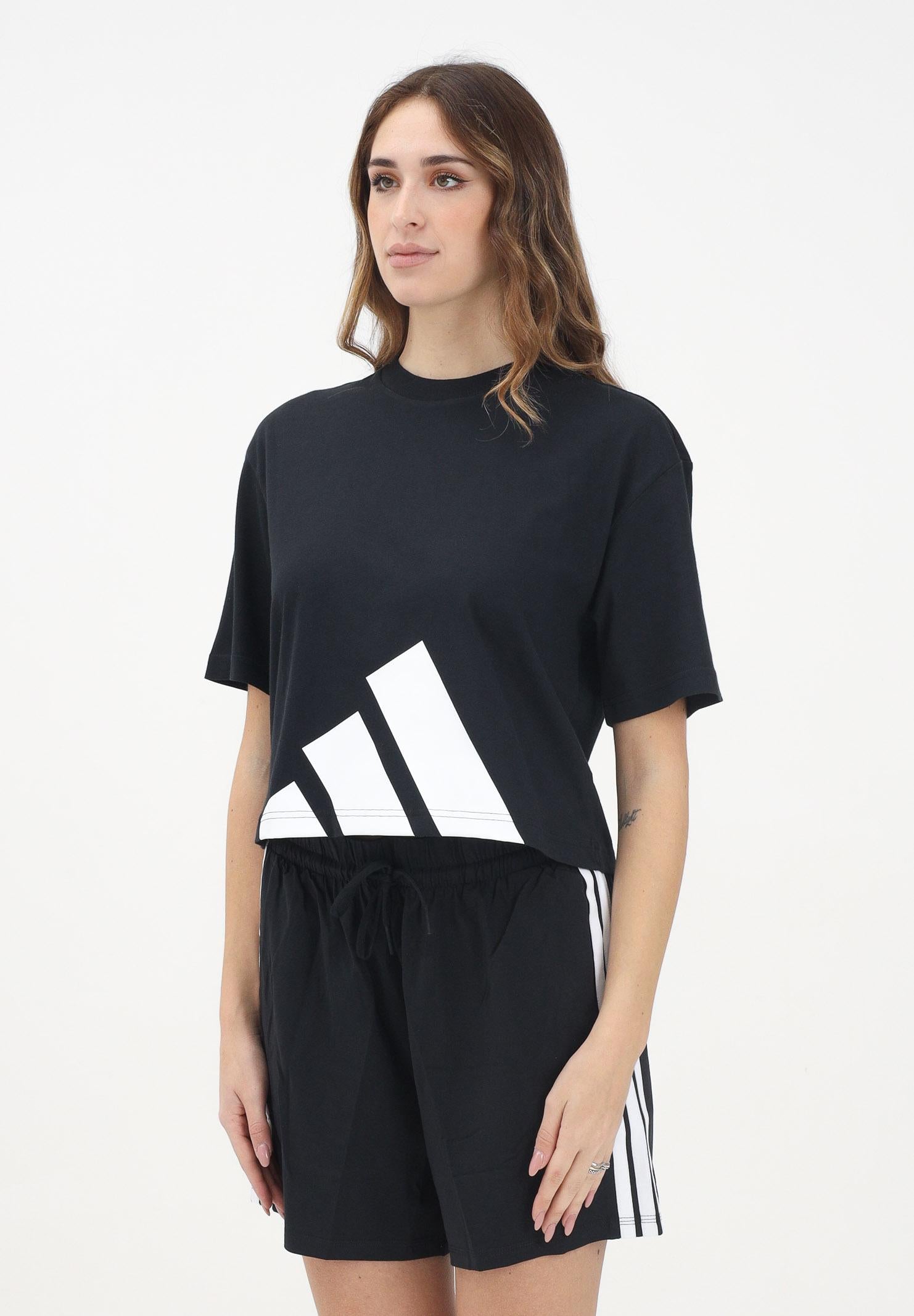 ADIDAS PERFORMANCE T-shirt a manica corta Essentials Big Logo Boyfriend nera da donna JG8736 . ADIDAS PERFORMANCE 