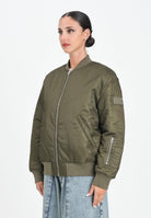 MAISON MARGIELA Bomber verde per donna, ragazzi e bambini con Patch Numeric M60832MM03B M6514 MAISON MARGIELA 