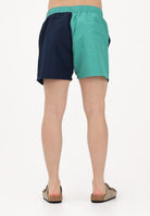 TOMMY HILFIGER Shorts mare blu e verde da uomo con logo stampato UM0UM03860 L5Y TOMMY HILFIGER 