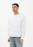 CALVIN KLEIN JEANS Maglioncino girocollo bianco da uomo con grafica con logo tono su tono LV04RE304GYAA . CALVIN KLEIN JEANS 