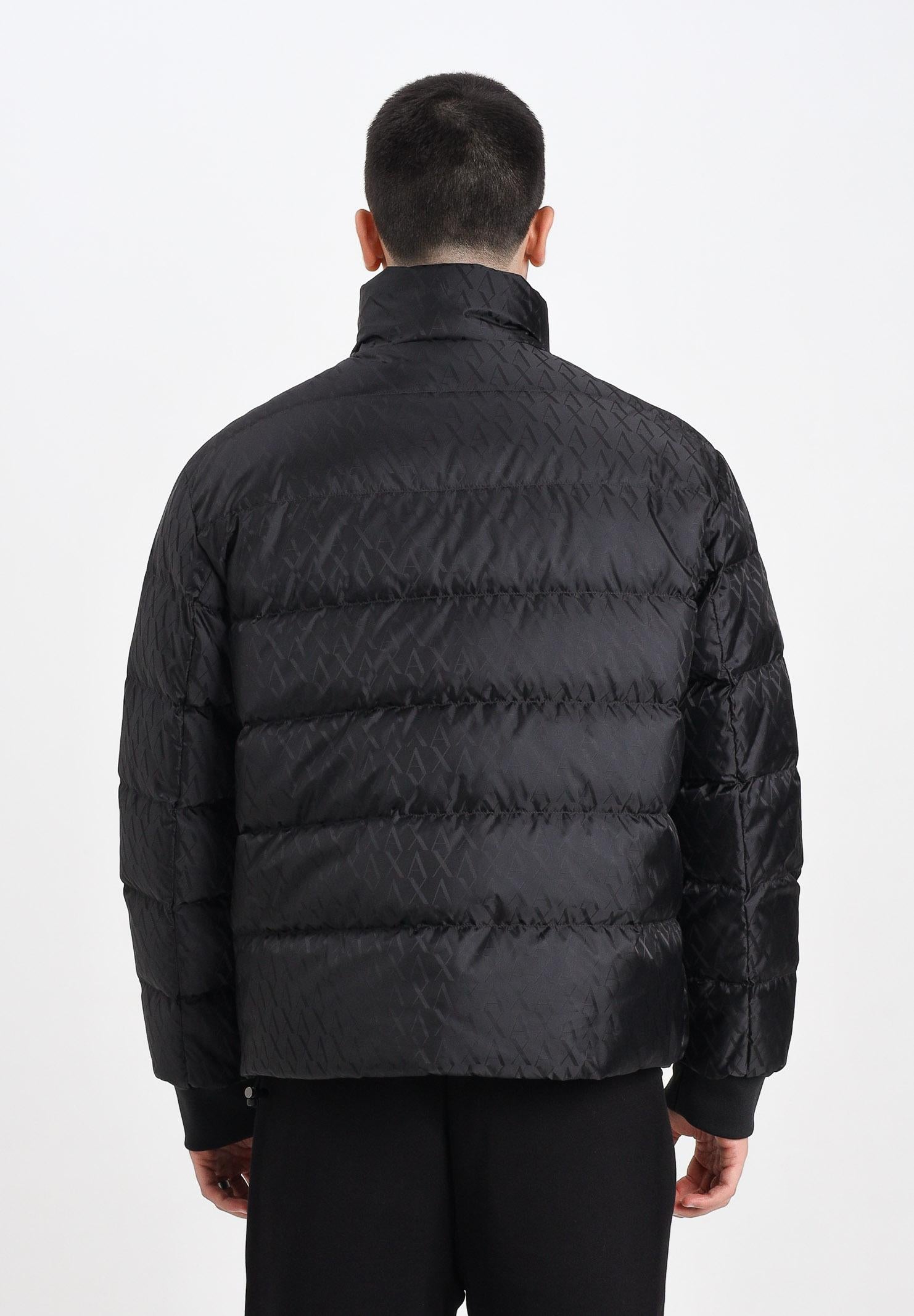 ARMANI EXCHANGE Piumino nero da uomo con logo all-over XM001580AF16628 UC001 ARMANI EXCHANGE 