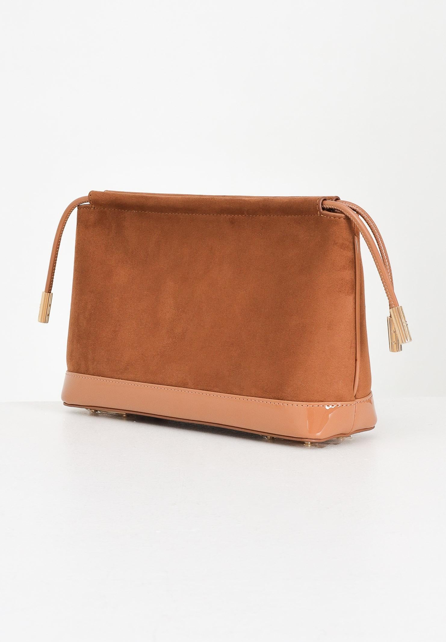 ELISABETTA FRANCHI Pochette cammello da donna realizzata in morbida pelle scamosciata BS60A57E2 EC1 ELISABETTA FRANCHI 