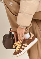 ADIDAS ORIGINALS Sneakers Campus 00s marroni per uomo e donna JQ8318  ADIDAS ORIGINALS 