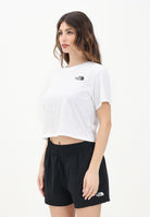 THE NORTH FACE T-shirt a manica corta Cropped bianca da donna con logo NF0A87U4FN41 . THE NORTH FACE 
