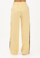 ADIDAS ORIGINALS Pantalone sportivo FB TP Loose giallo da donna KU8129 . ADIDAS ORIGINALS 