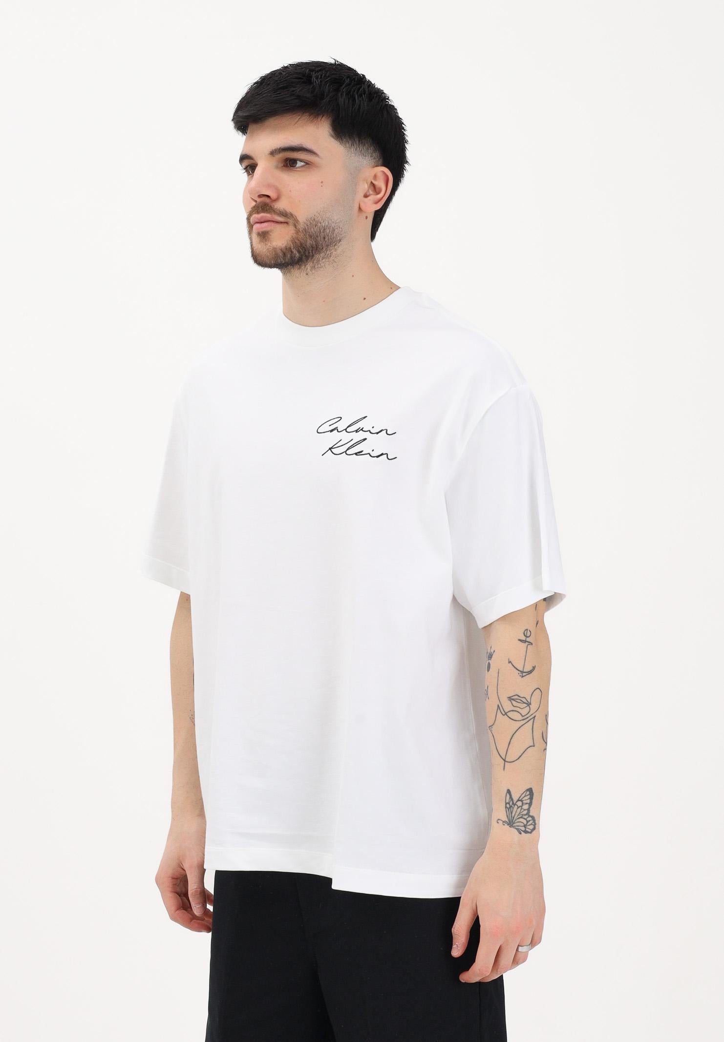 CALVIN KLEIN JEANS T-shirt a manica corta bianca da uomo con logo frontale e stampa sul retro LV04RE828G YAF CALVIN KLEIN JEANS 