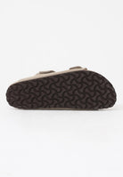 BIRKENSTOCK Ciabatte Arizona color taupe per uomo e donna 051463 . BIRKENSTOCK 