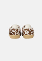ADIDAS ORIGINALS Sneakers Samba OG panna e marrone per uomo e donna con stampa giraffa KI6669 . ADIDAS ORIGINALS 