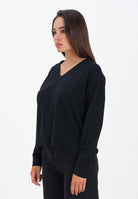 LEVI'S® Maglioncino con scollo a V nero da donna 0046F-0000 . LEVI'S® 