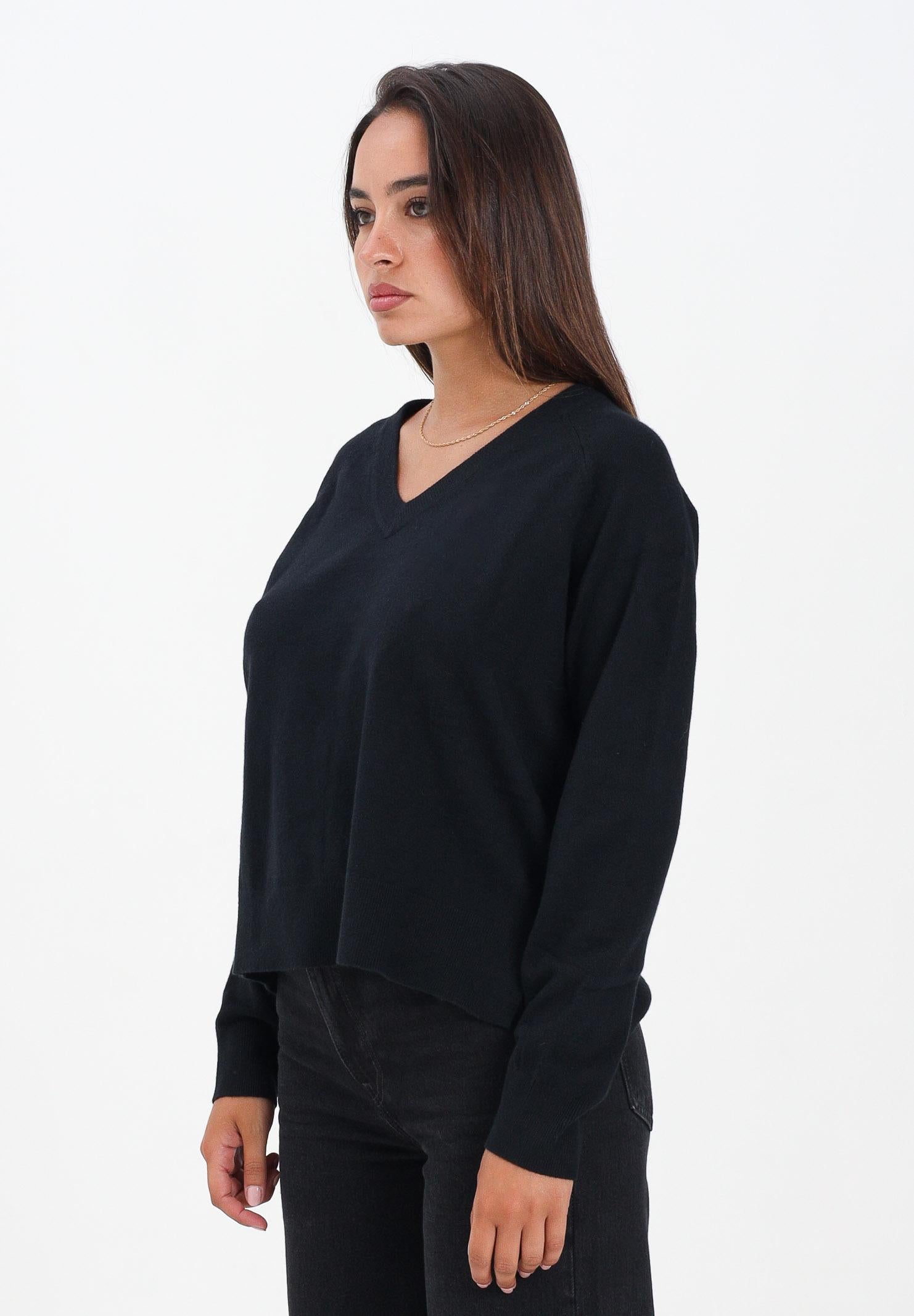 LEVI'S® Maglioncino con scollo a V nero da donna 0046F-0000 . LEVI'S® 