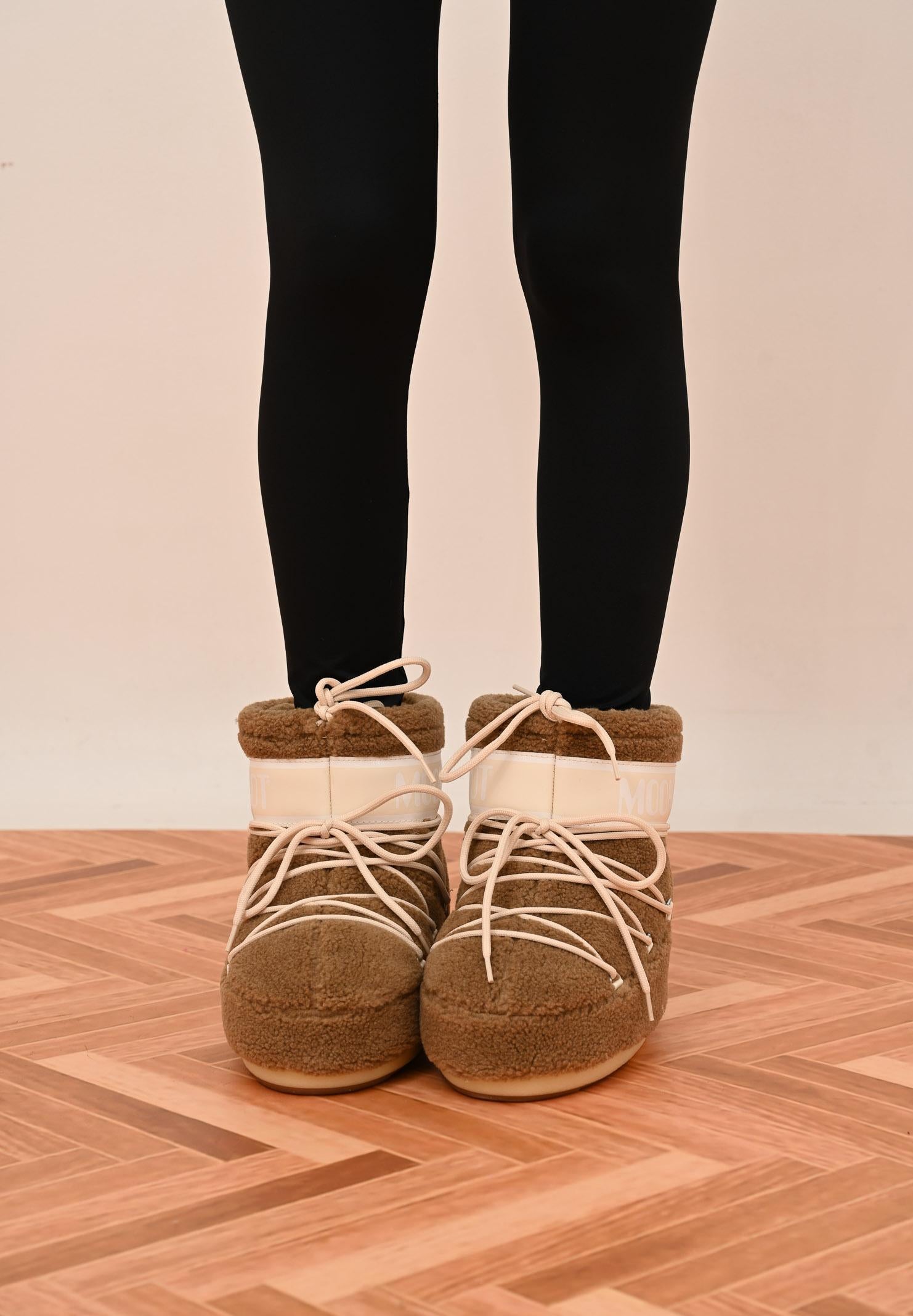 MOON BOOT Stivali da neve ICON LOW in teddy marroni da donna 80D1409700 M047 MOON BOOT 