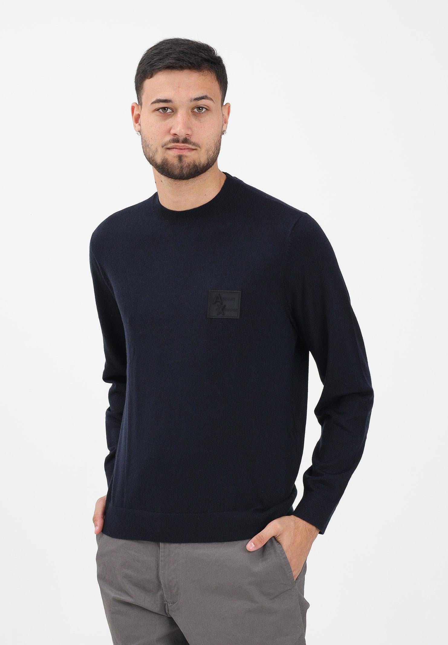 ARMANI EXCHANGE Maglioncino girocollo blu da uomo con patch logo XM001329AF11982 UB101 ARMANI EXCHANGE 