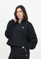 ADIDAS ORIGINALS Felpa a mezza zip Essentials nera da donna IW0951  ADIDAS ORIGINALS 