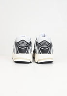 Sneakers uomo donna bianche grigie e nere Response CL IG6226  ADIDAS ORIGINALS 