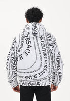 VERSACE JEANS COUTURE Giacca a vento bianca da uomo con stampa Logomania 80GAS4D6CQ31D L02 VERSACE JEANS COUTURE 