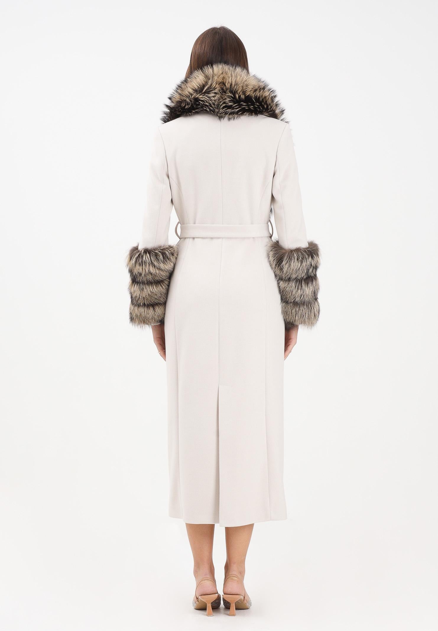 YES LONDON Cappotto gesso da donna con dettagli in vera pelliccia di volpe CD1229 GE YES LONDON 