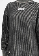 MAISON MARGIELA Abito corto nero per donna e bambina con sottili righe e patch logo M60847MM06K M6C39 MAISON MARGIELA 