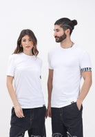 DSQUARED2 T-shirt a manica corta bianca per uomo e donna con manica logata D9M3S5770 110 DSQUARED2 