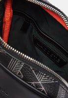 LACOSTE Borsello nero da uomo con stampa monogramma The Blend NH4410 H45 LACOSTE 