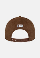 NEW ERA Cappello con visiera 9FORTY M-Crown New York Yankees MLB in velluto a costine marrone per uomo e donna 60691054  NEW ERA 