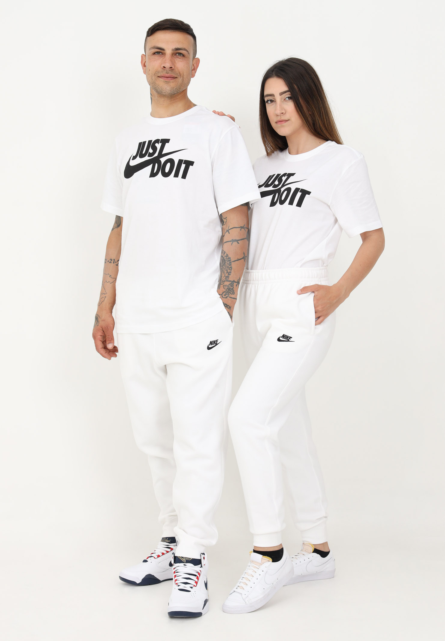 Pantaloni sportswear club fleece bianchi per uomo e donna NIKE Pavidas