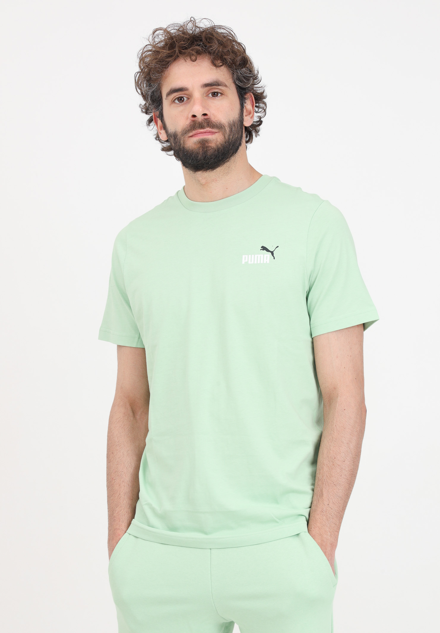 T-shirt verde da uomo Essentials+ con stampa logo piccolo