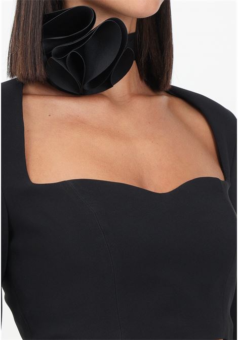 Top elegante nero da donna con dettaglio floreale da annodare al collo ALMA SANCHEZ | Top | TABRA-TNERO