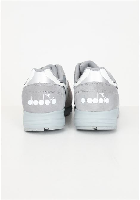 Sneakers N902 Hairy Suede grigie da uomo DIADORA | Sneakers | 501.179800N902C0096