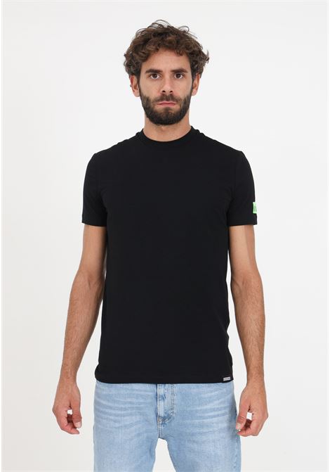 T-Shirt nera con patch logo da uomo DSQUARED2 | T-shirt | D9M20472004