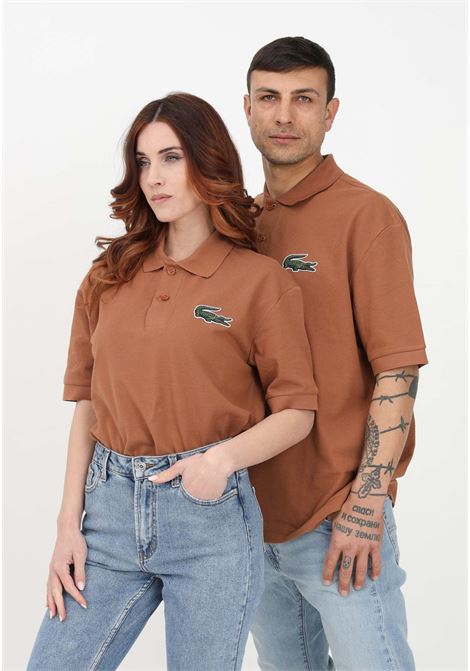 Brown polo shirt for men and women with crocodile embroidered on the chest LACOSTE | Polo | PH3922LFA