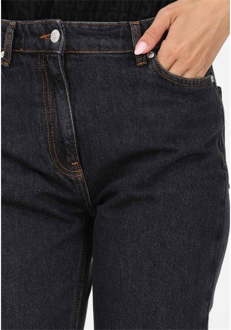 Jeans cinque tasche in denim nero da donna MO5CH1NO JEANS | Jeans | A032687351555