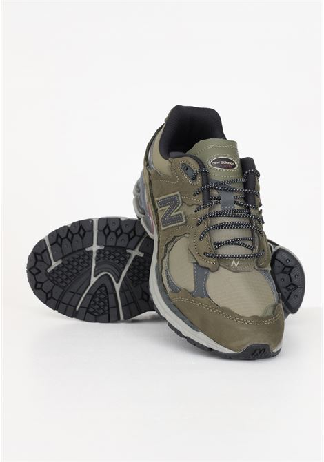Military green 2002RD sneakers for men and women NEW BALANCE | Sneakers | M2002RDN.